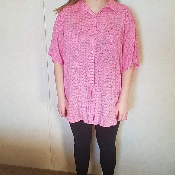 Button up - Picture 2 of 3